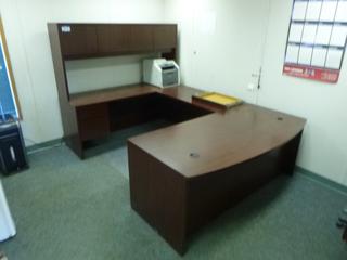 72 in x 107 in x 67 in U-Shape Executive Office Desk C/w (2) 2-Drawer Storage Cabinets And 4-Door Upper Storage Cabinet