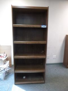 30 in x 16 in x 71 in 5-Shelf Book Case  *NOTE: Minor Damage*