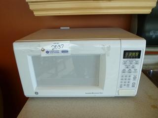 General Electric 120V Microwave 