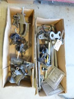 Trailer Hitch C/w Stabilizer Bars And Hardware