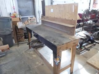 6ft X 2ft X 3ft Wood Work Bench C/w Built In Stereo And Trailer Power Cord