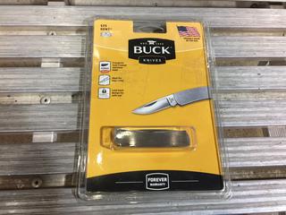 Buck 525 Gent Knife.