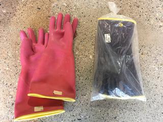 (2) Pairs of Rubber Chemical Gloves Size Large.