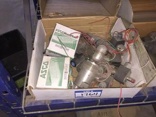 Miscellaneous Lot of Electrical Gauges. (2) Sur Elec Level Indicators Note: This Lot Is Located At 96057 2431 Drive East Foothills, AB.