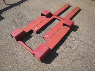 Forklift Attachment. Open 6 3/4 x 3".