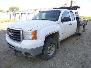 2008 GMC 2500 HD SLE1 Crew Cab 4x4 Deck Truck c/w 6.0L V8, Auto, A/C. Showing 261,891 Kms. S/N 1GTHK29K28E186751. Tested, working condition. Needs boost to start