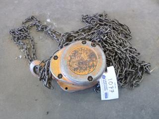 1/2 Ton Chain Hoist. 