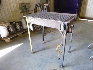 Metal Bench 28"x 39"x 43" w/ Vice. Buyer Responsible for Removal. 