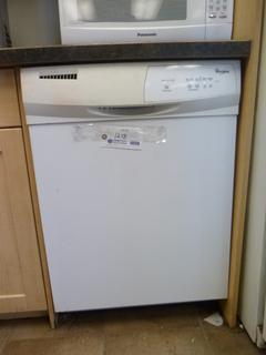 Whirlpool W10536454 Dishwasher. Buyer Responsible for Removal. 