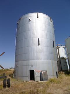 1996 23'5" x 32' Universal 2500 BBL Metal Clad Insulated Production Tank,   5/16" Floor and Roof, 1/4" First Course, Remaining Shell and Roof 3/16" s/n 96 01 11 9403    Note:  Buyer Responsible For Lifting & Loading.