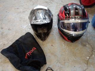 (2) Helmets. MX Helmet & Enclosed Helmet. Note:  No Forklift On Site, Buyer Responsible For Loadout.