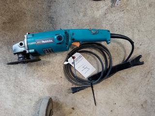 Makita Angle Grinder. S/N 264764A. Note:  No Forklift On Site, Buyer Responsible For Loadout.