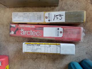 (3) Boxes of Welding Rod. Avesta AC/DC 3/32, ESAB 3.2x450mm, Arctec 3/16. Note:  No Forklift On Site, Buyer Responsible For Loadout.