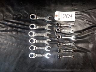 MAC Tools Wrench Set. 8-9mm Complete Metric Set. Ratchet Box End. Note: Cabinet Not Included. Display Purposes Only.   Note:  No Forklift On Site, Buyer Responsible For Loadout.