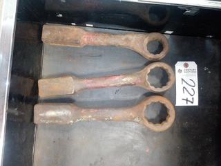 Hammer Wrenches. 1 5/8" & 2 3/16". Note:  No Forklift On Site, Buyer Responsible For Loadout.