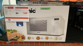 Panasonic 1.3 Cu. Ft. Countertop Microwave Oven, Model NNSG676W, SN 6HO8100413 *Includes 1 Year Manufactures Warranty, Extended Warranty Can Be Purchased Through Harris Appliance & Furniture* 