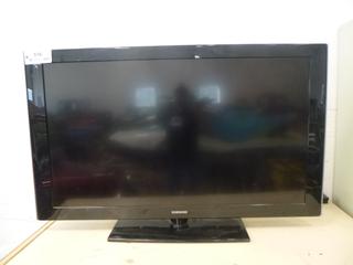 Samsung LN52A530P1P 52in TV *Note: No Power Cord*
