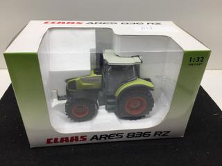 Universal Hobbies Claas Ares 836 RZ Model w/ 1:32 Scale