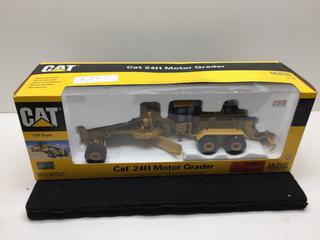 Norscot CAT 24H Motor Grader Model w/ 1:50 Scale