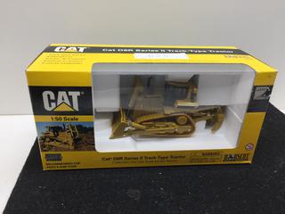 Norscot CAT D8R Series II Model w/ 1:50 Scale