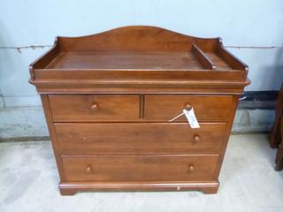 45in X 20in X 41 1/2in 4-Drawer Wood Dresser