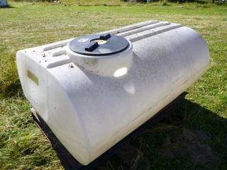 1780Gal Skid Mounted Water Tank *Note: No Open/Close Valve, Part Of Lid Missing*