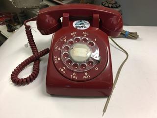 Vintage Rotary Phone, Red.