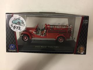 1936 Mack Type 75BX Fire Truck.