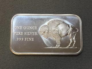 1976 One Ounce .999 Fine Silver Bar American Bi-Centennial.