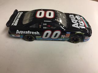 Elite 1:24 Scale Die Cast.