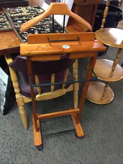 Wooden Clothes Stand on Wheels.