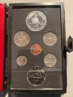 1975 Canada Double Dollar Specimen Coin Set, Includes Both Silver And Nickel Dollar.