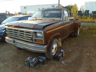 1982 Ford F-350 Dually Pick Up C/w 390, Gas, LPG. Showing 14,613Kms.  Partial VIN G3CGA92234 *Note: Running Condition Unknown, No Key, Parts Only, Buyer Responsible For Load Out*