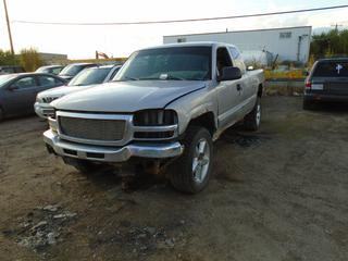 2005 GMC Sierra Extended Cab 4X4 Pickup C/w A/T, 7ft Box And Leather. VIN 2GTEK19B051159381 *Note: Rusty, Parts Only, Buyer Responsible For Load Out*