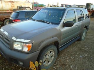 1999 Nissan Pathfinder SUV C/w 3.3L, A/T, Sunroof. Showing 341,342kms. VIN JN8AR07Y6XW352016 *Note: Windshield Chipped, Wheel Wells Rusted, Buyer Responsible For Load Out*