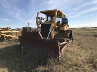 1994 CAT D6H Dozer, Showing 2,161 Hours, SN 3YG05996 *Note: Needs Final Drive* *Located Offsite At TWP RD 500B, Black Foot, AB T0B 0L0, Contact Connor 780-218-4493 For More Information*
