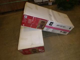 (2) 4 Piece Prelit Entryway Christmas Sets (L-4-5)