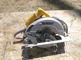 Dewalt 7 1/4" Circular Saw, Model DWE575 *Note Cord Damaged* (A2)