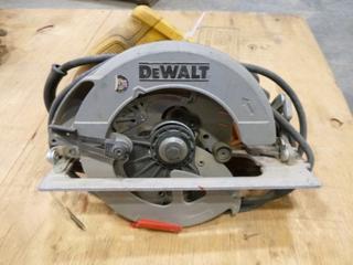 Dewalt Circular Saw, Model DWE575, 7 1/4" Blade (A2)