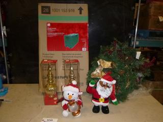 Lot of Assorted Christmas Decorations (C2)