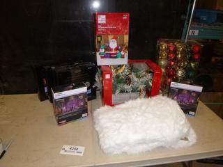 Lot of Assorted Christmas Decorations (S-2-1)