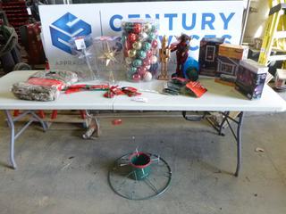 Lot of Assorted Christmas Decorations (EBC)