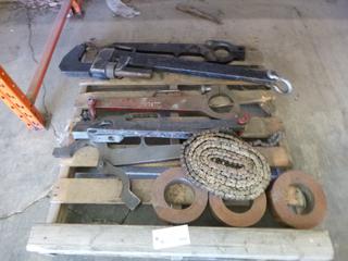 56in Heavy Duty Pipe Wrench C/w (3) Drill Pipes And Ridgid 24in Chain Wrench