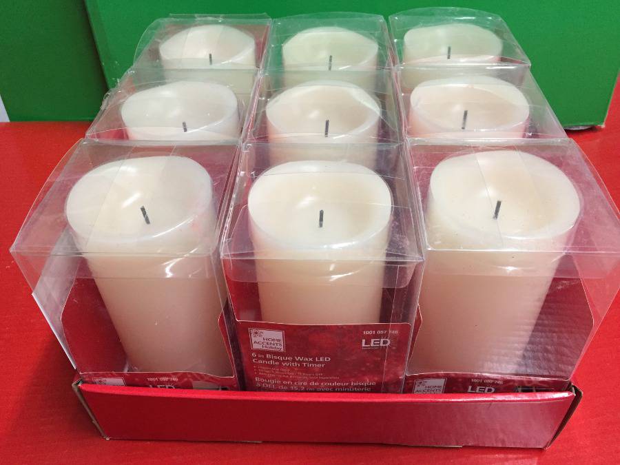 High River, AB - November 14, 2020 - Calgary Regional Auction Centre - Absolute Public Online Auction - Consignment Sale - Day 3 - Christmas Ornaments - Shipping Options Available!!