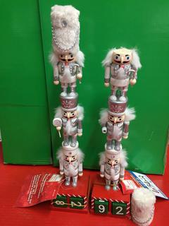 (2) 15" Countdown Stacked Nutcrackers, Damaged.