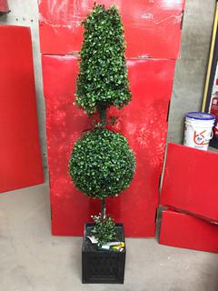 Boxwood LED Pre-Lit Topiary.