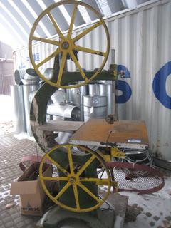 Band Saw on Rolling Cart. Green/Yellow.