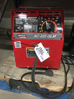 Lincoln Electric AC-225 GLM Single Fuse Stick Welder.