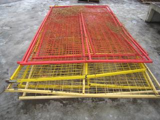 Quantity of Metal Fencing. Approximately 72"x114".