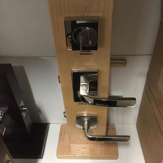 (2) Door Handle Displays